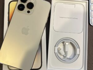Apple iphone 14 Pro Max/RTX 4090 GRAPHICS CARD/PS5